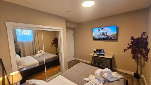 Northwest Calgary Apartment | Luxury Basement Suite with 2 Bedrooms, 2 Queen Beds, Free Wi-Fi, and Free Parking