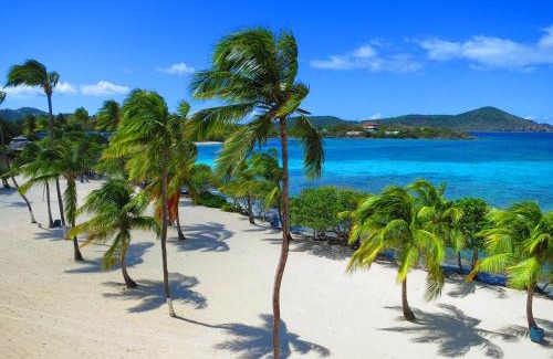 Red Hook Villa | Luxury Beachfront Duplex Villa on Sapphire Beach V