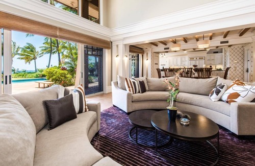 Kaanapali House | Luxury, Beachfront- Ka'anapali Beach, Pool & Hot Tub!