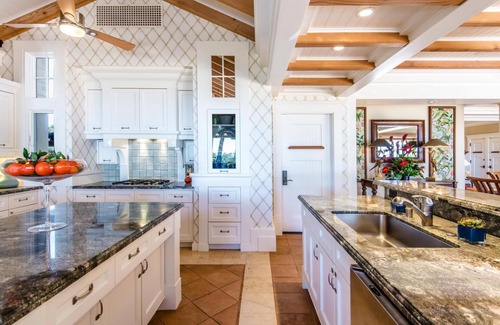 Kaanapali House | Luxury, Beachfront- Ka'anapali Beach, Pool & Hot Tub!