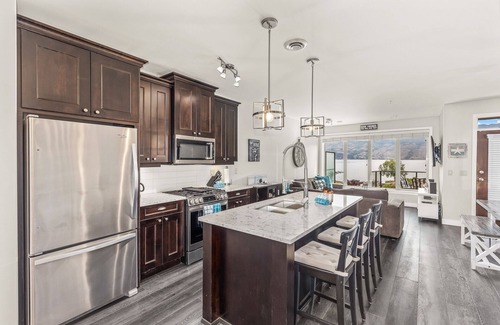 Westbank Condo | Luxury Beachfront Penthouse Suite. Approved for short-term rentals.