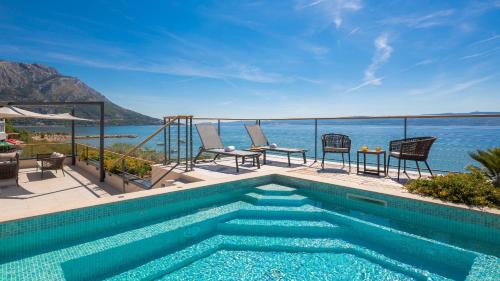 Omis Villa | Luxury beachfront VILLA FLORES heated outdoor, indoor pool, whirlpool, sauna