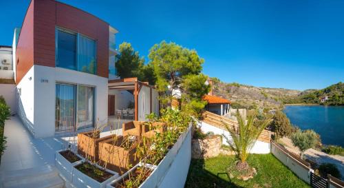 Lozisca Villa | Luxury Beachfront Villa Blue Star of Brac with private pool at the beach on Brac island - Bobovisca