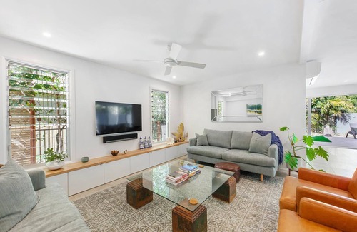 Yaroomba House | LUXURY BEACHSIDE HOME, On the Beach with pool.