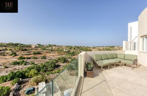 Marsaxlokk Apartment | Luxury beautiful penthouse with amazing views & AC by 360 Estates