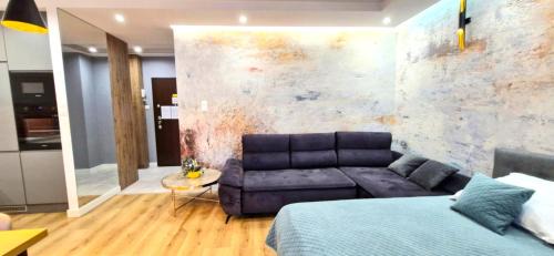 Krakow Apartment | LUXURY BLUE CASCADE studio DOWNTOWN balcony