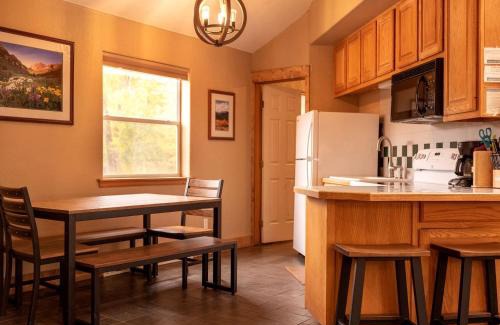 Salida House | Luxury Cabin with ATV Trails near the Continental Divide in Colorado