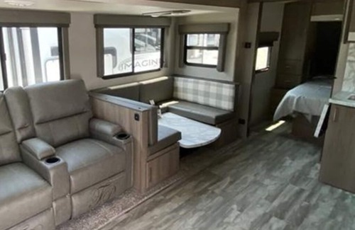 Argillite House | Luxury Camper with Campground Amenities