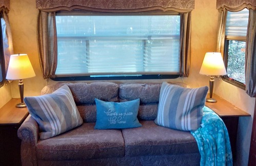 Micanopy House | Luxury camping on horse farm in Reddick