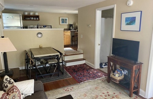 South End Apartment | Luxury Carriage House Apt - Walk @ Bike To Everythingn Historic South End of BTV