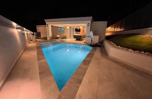 Cupey House | Luxury Casa CALIAD