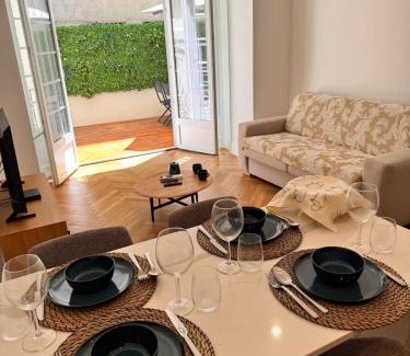Thiers House | Luxury Central Condo with Private Terrace in Nice