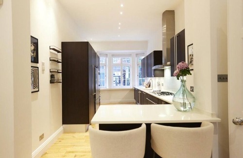 City of Westminster Apartment | Luxury Central London Apartment with 4 Bedrooms
