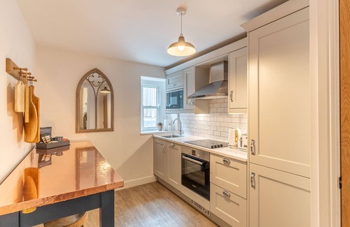 Chester Apartment | Luxury chapel apartment within Chester city walls.
