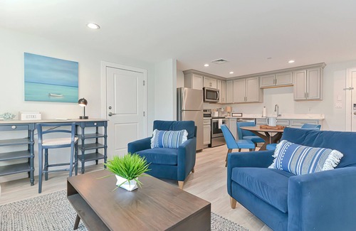 Plymouth Cultural District Condo | Luxury Condo at Harbourtown right on Historic Plymouth Harbor by the Mayflower