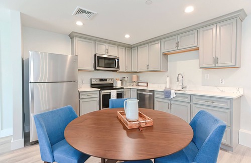 Plymouth Cultural District Condo | Luxury Condo at Harbourtown right on Historic Plymouth Harbor by the Mayflower