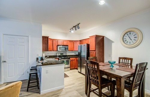 Paradise Valley Village Condo | Luxury condo in North Scottsdale, Kierland