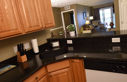 Cadillac Condo | Luxury condo on all-sports Lake Cadillac, Michigan