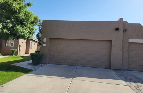 East Mesa Condo | Luxury condo on golf course 2/2.5 utilities included up to $200