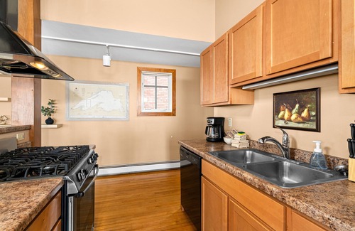 St. Louis County Condo | Luxury Condo w/Beach Access | Dragestil 723-1