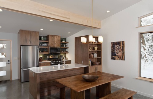 Galloway Cabin | Luxury contemporary cabin escape - 10 min to downtown