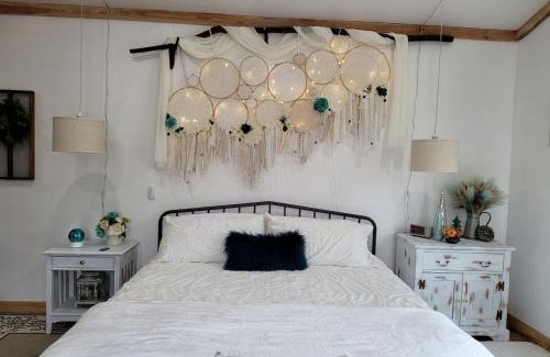 Georgia Coast House | Luxury Converted Silo Glamping Site for Romantic Weekends Away in Danville, Georgia