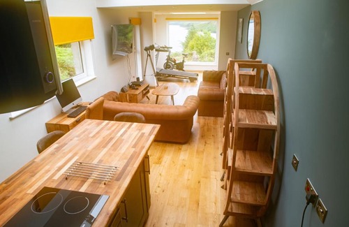 Isle of Skye House | Luxury Cottage With Stunning Views Near Fairy Pools!