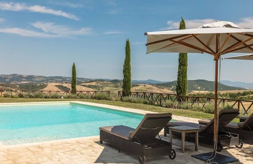 Allerona Villa | Luxury country house with pool and magnificent surroundings