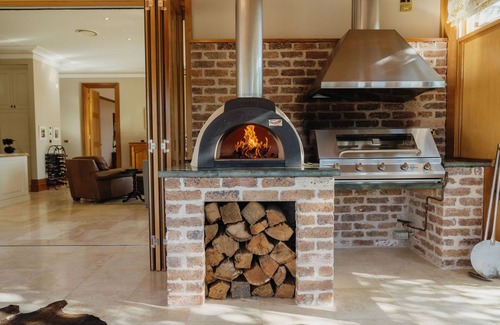 Chatsbury House | Luxury country living 2.5 hours from Sydney