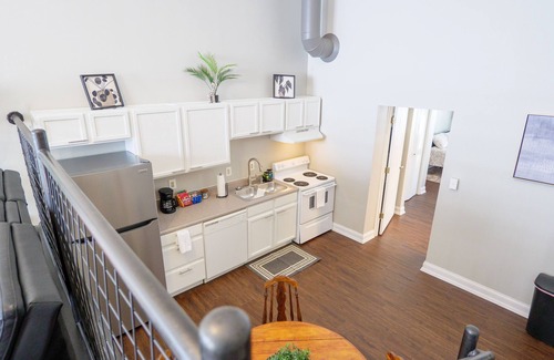 Downtown Lafayette Historic District Condo | Luxury Cozy Palace Downtown