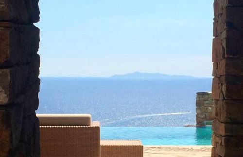 Koundouros Villa | Luxury Cycladic Villa-Enjoy Infinity Pool Sunsets
