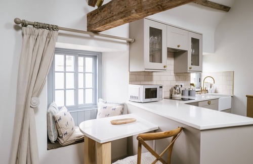 Middleham Cottage | Luxury Dales village retreat, quiet private lane.