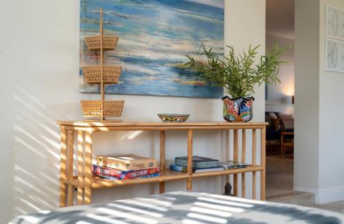Bowe Gardens House | Luxury design, hot tub, close proximity to beach