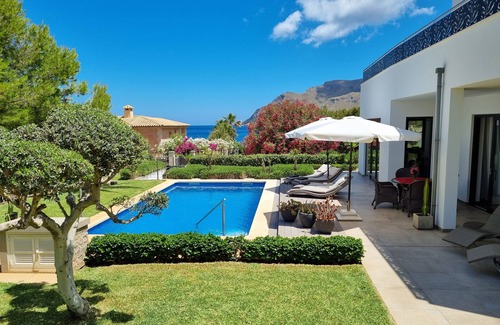 Betlem de Marina Villa | Luxury design villa with fantastic sea and mountain views