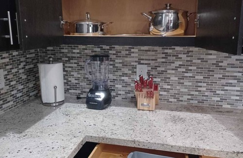 South Central Houston House | Luxury Downtown Delight Hub for longer stay, work from home and weekend getaway