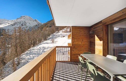 Grimentz Apartment | Luxury Duplex, 4 Bedroom with Jacuzzi Rahas B Grimentz - By Mrs Miggins