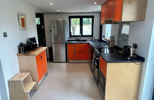 Scaynes Hill House | Luxury Dutch Barn in countryside with cool space. Newly renovated. Pet friendly!