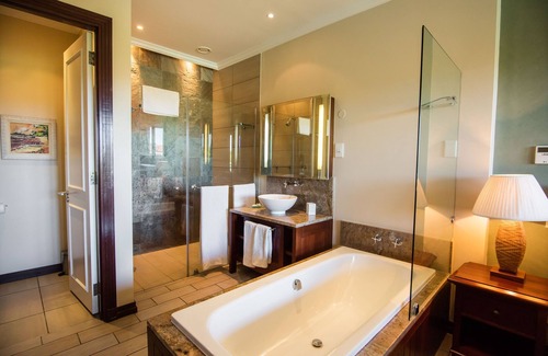 Eden Island Apartment | Luxury Eden Island Apt - 1st Floor,quiet,WiFi,near beach,pool- Health Certified