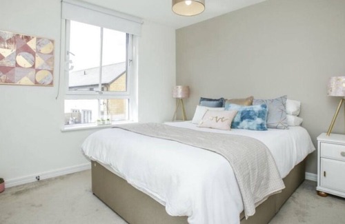 Glasgow Apartment | Luxury Entire Apartment Nr City Centre Free parking