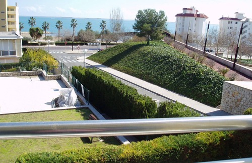 Sant Carles de la Rapita Apartment | Luxury urbanization facing the sea, pool and garage