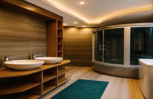 Maadi Apartment | Luxury Escape with Pool & Gym