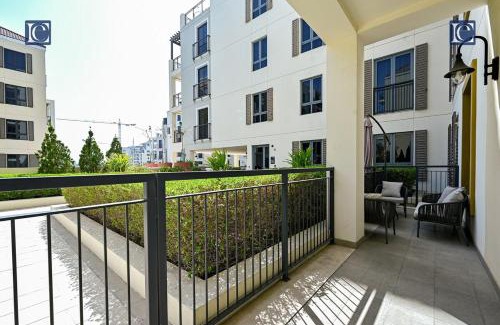 Dubai Apartment | Luxury Escapes - Stylish 2-Bedroom Haven in La Cote, Port de La Mer