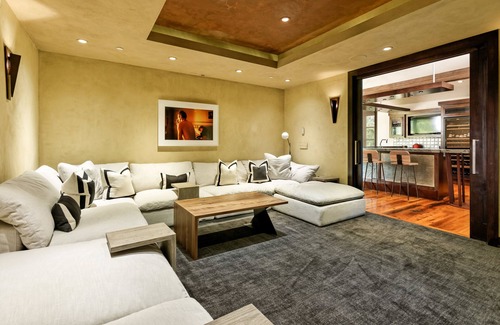 Woody Creek House | Luxury Estate w- Pool/Spa, 6 Miles To Town, Featured In Dwell Magazine