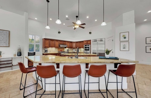 Circle G Riggs Homestead House | Luxury Family Retreat with Resort-Style Amenities, Stay & Save