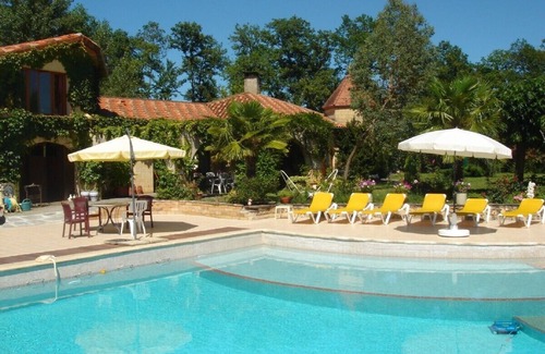 Tourdun Villa | Luxury family villa in the heart of Gascony. Large pool & gorgeous view