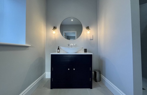 Dursley Other | Luxury farmhouse in secluded Cotswold valley