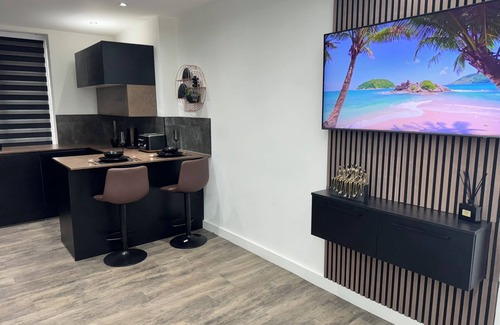 Uxbridge North Apartment | Luxury Flat in Uxbridge