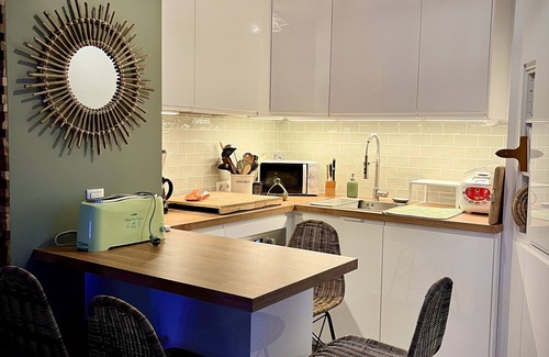 Bry-sur-Marne Apartment | Luxury flat with Panoramic Paris and Eiffel Tower view near Disneyland Paris
