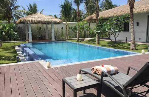Central Mui Ne Beach Villa | Luxury French-Bali inspired paradise