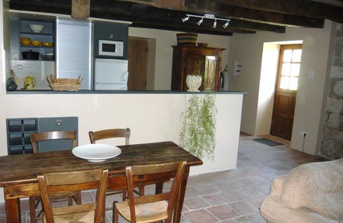 Boisse Cottage | Luxury gite for adult couples, peaceful, open views, large swimming pool